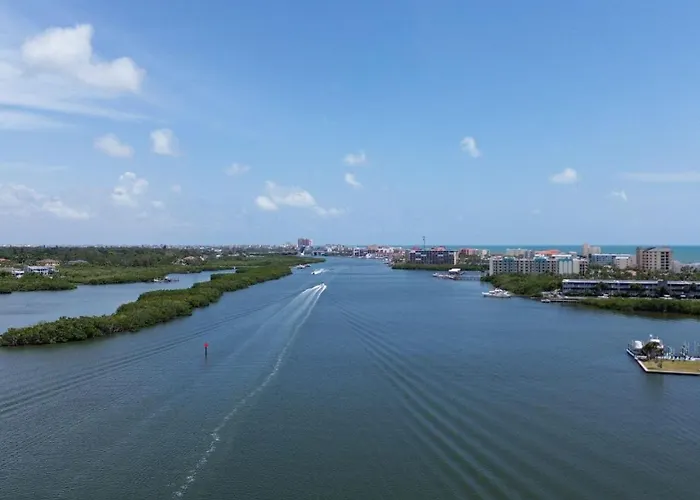 Sea Club #43 - The Shore Thing * Clearwater Beach
